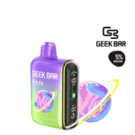 Punchy sour draw with smooth airflow — 사워 캔디의 타격감과 부드러운 흡입감이 공존하는 Geek Bar Pulse Sour Blue Dust.