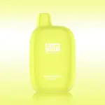 Rounded fruit draw with crisp apple exit — 부드러운 과일 흐름과 사과의 정돈된 마무리가 교차하는 Flum Pebble StrawMelon Apple 5%.Vape