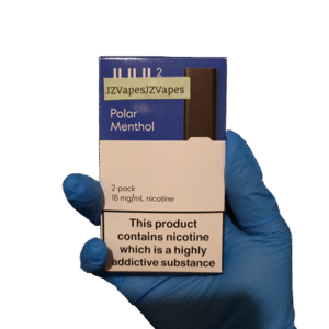 Intense frozen menthol with sharp icy inhale — 폴라 블루 톤과 아이스 텍스처가 강조된 JUUL 2 Polar Menthol 팟 패키지 이미지.