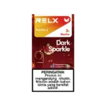 Dark sparkle cola vibe 다크 콜라와 은은한 스파클링 무드가 담긴 RELX Pro Pods 이미지. 차분하고 정제된 색감이 표현됨. 전체적으로 깔끔하고 성숙한 분위기가 느껴진다.